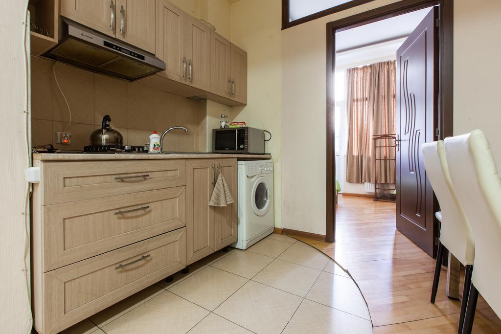 Sweet Home Apartment Tbilisi Room photo